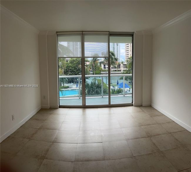 APT-207 - 19390 Collins Ave, Condo with 2 bedrooms, 2 bathrooms and null parking in Sunny Isles Beach FL | Image 20