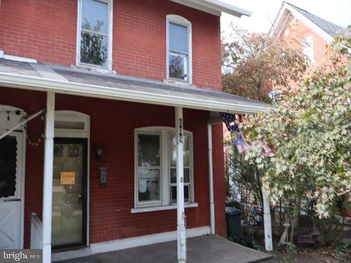 604 W Walnut St, PERKASIE, PA, 18944-1337 | Card Image