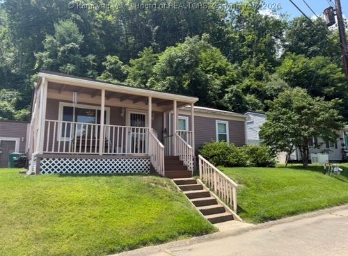 309 Delray Dr, Saint Albans, WV, 25177-3502 | Card Image