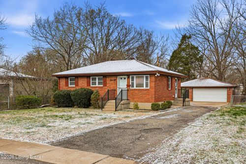 256 Derby Ave, Louisville, KY, 40218-3216 | Card Image