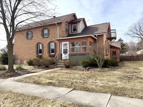 476 Linden St, Fond Du Lac, WI, 54935-4927 | Card Image