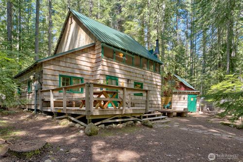321 Bakers Ln, Easton, WA, 98925 | Card Image