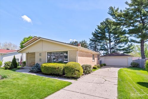45 Concord Ave, South Elgin, IL, 60177-1810 | Card Image