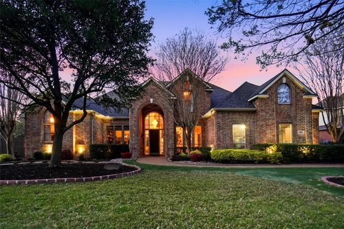 1001 Hanover Dr, Southlake, TX, 76092-8690 | Card Image