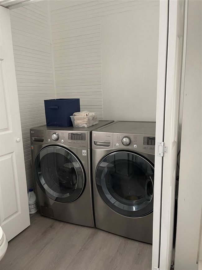 300 Nw 2 Nd St, House other with 2 bedrooms, 2 bathrooms and null parking in Hubbard TX | Image 21