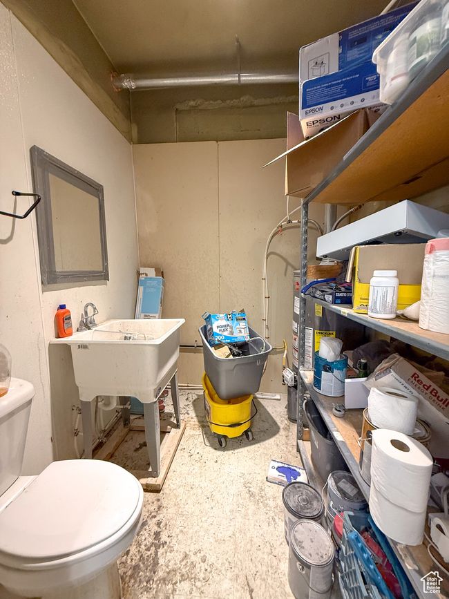 View of storage room | Image 11