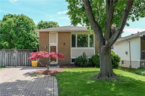 68 Duncairn Cres, Hamilton, ON, L9C6G1 | Card Image