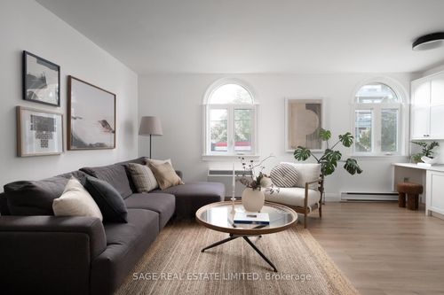 21-1250 King St W, Toronto, ON, M6K1G5 | Card Image