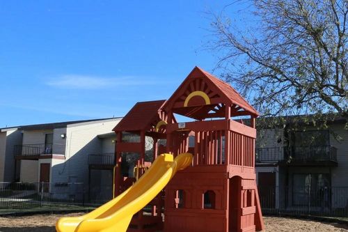 2101-8000 Midcrown Drive, San Antonio, TX, 78218 | Card Image