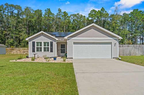 672 Squirrel Rd, Defuniak Springs, FL, 32433-7677 | Card Image