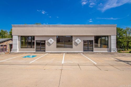 226 S . East St, Benton, AR, 72015 | Card Image