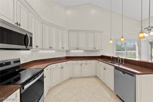 unit-4-20110 Golden Panther Dr, ESTERO, FL, 33928-2021 | Card Image