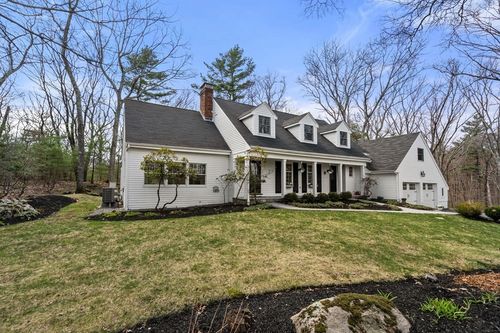 5 Whitney St, Sherborn, MA, 01770-1009 | Card Image
