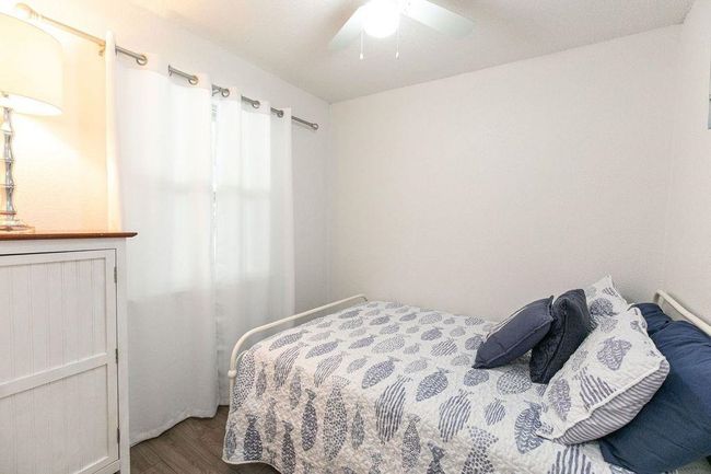 102 - 104 Cove E, Condo with 3 bedrooms, 2 bathrooms and null parking in Horseshoe Bay TX | Image 25
