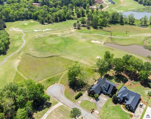 60 Charleston Cir, Hawkinsville, GA, 31036-6656 | Card Image