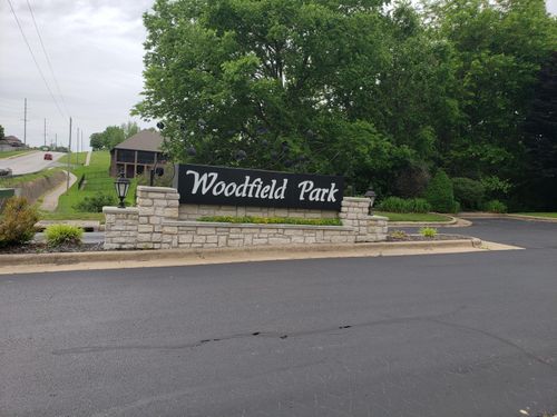 5396 S Woodfield Ave, Springfield, MO, 65810-8601 | Card Image