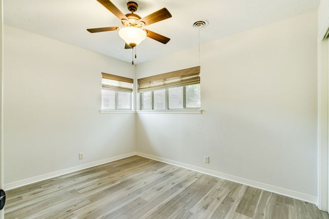 1822 Silverside Dr, House other with 3 bedrooms, 2 bathrooms and null parking in Grapevine TX | Image 26
