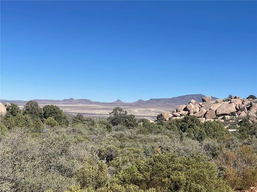 000 Mcgee Pass, Wikieup, AZ, 85360 | Card Image