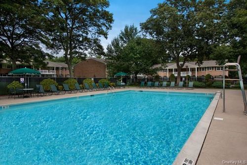 apt-15q-111 College Rd, Selden, NY, 11784-2842 | Card Image