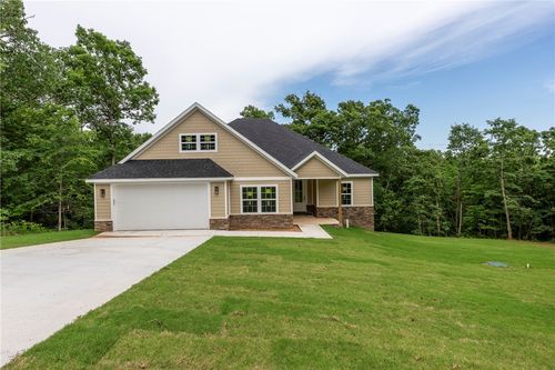 7 Boreray Ln, Bella Vista, AR, 72715-5608 | Card Image