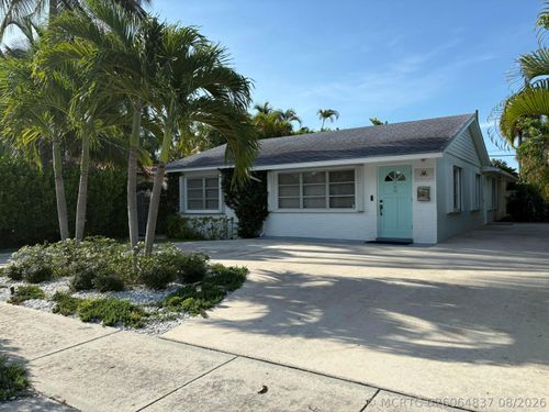 368 Plymouth Rd, West Palm Beach, FL, 33405-3220 | Card Image