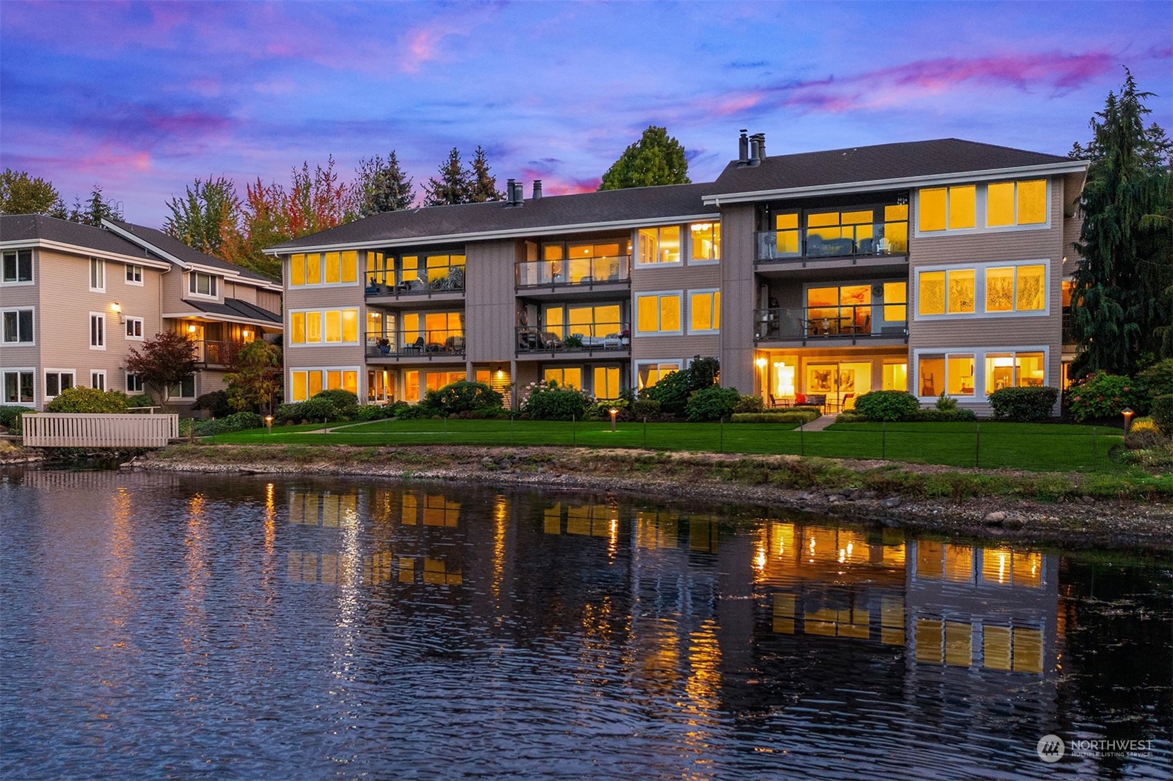 101st Ave, Bellevue, WA 98004