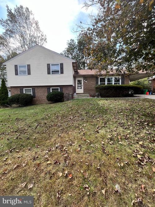 12709 Whiteholm Dr, UPPER MARLBORO, MD, 20774-1768 | Card Image