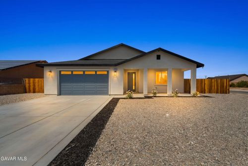 10433 Trumbull Street, California City, CA, 93505 | Card Image