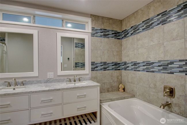 7493 State Route 9, House other with 3 bedrooms, 3 bathrooms and 2 parking in Sedro Woolley WA | Image 18