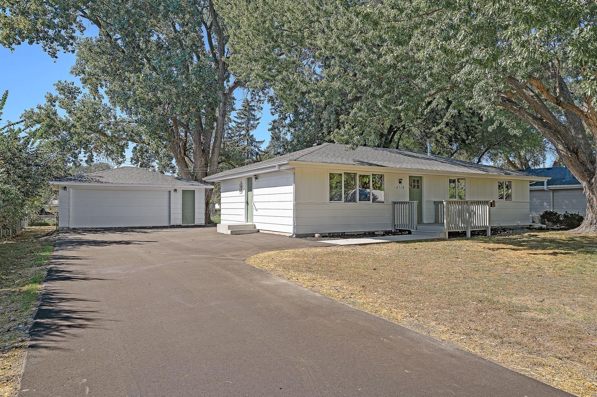 Chicago Ave, Minneapolis, MN 55420