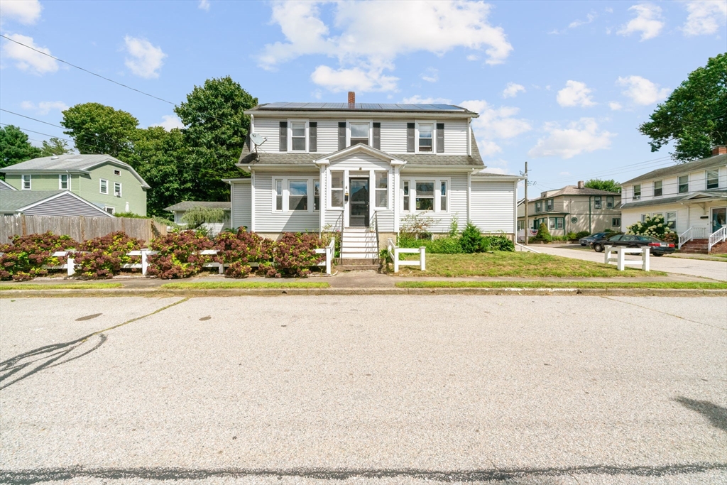 Carrollton Ave, North Dartmouth, MA 02747
