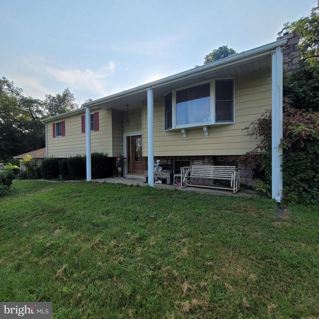 Fancy Hill Rd, Boyertown, PA 19512
