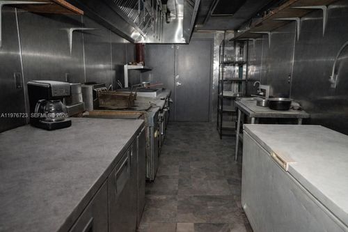 1186 Nw 103rd St, MIAMI, FL, 33150-1038 | Card Image