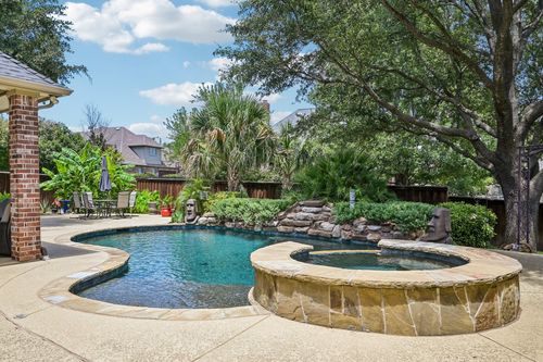 812 White Buffalo Ln, Heath, TX, 75032-5923 | Card Image