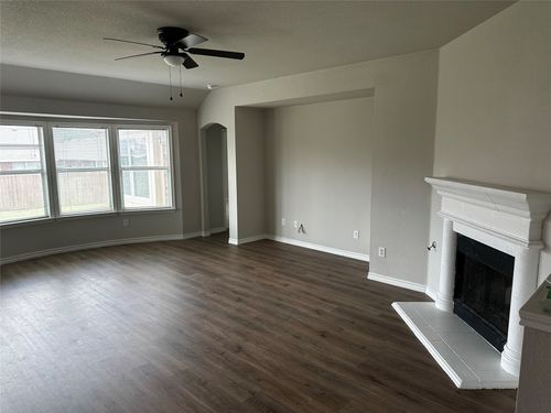 2512 Clubhouse Dr, Denton, TX, 76210-8041 | Card Image