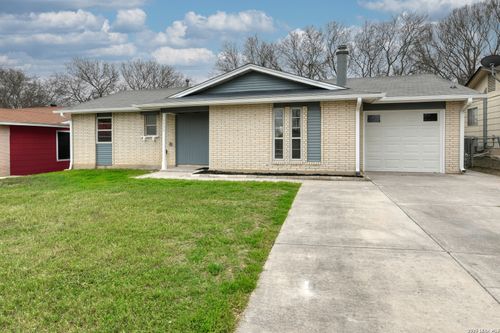 4930 Casa Espana St, San Antonio, TX, 78233-6411 | Card Image