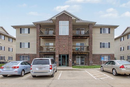 304-1335 Se 6th St, Grimes, IA, 50111-1216 | Card Image