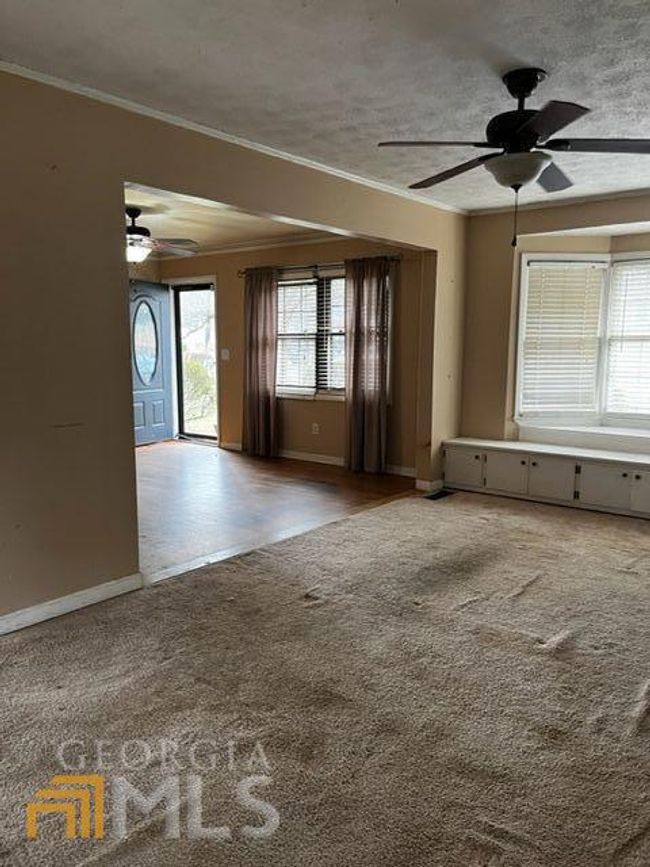 724 Camelot Way, House other with 3 bedrooms, 2 bathrooms and null parking in Norcross GA | Image 4