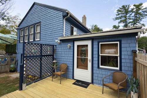 116 Pond St, Newton, NH, 03858-3411 | Card Image