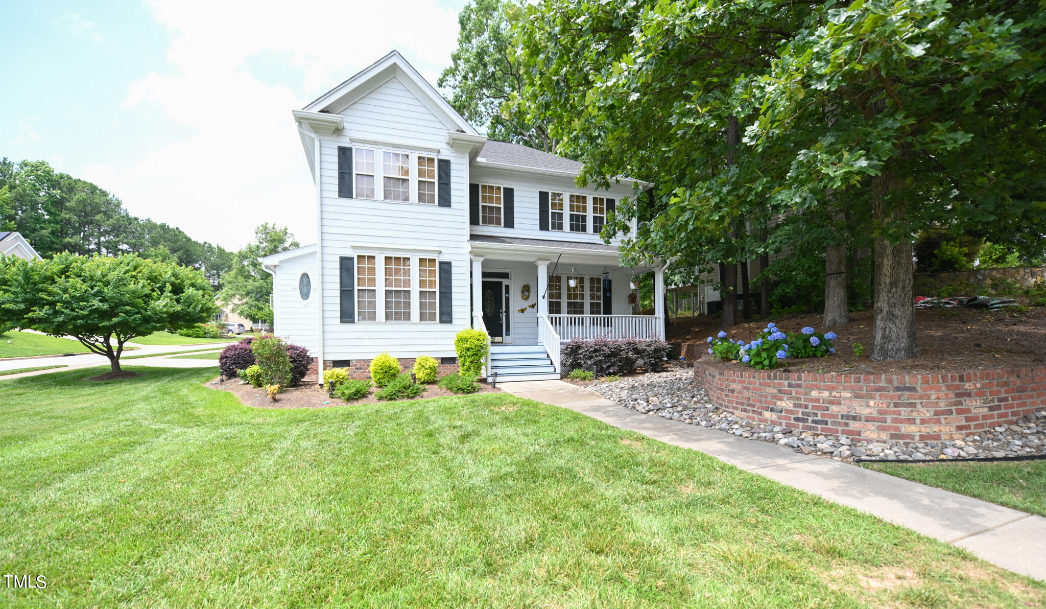 Onondaga Ct, Holly Springs, NC 27540