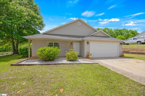 112 Spring Estates Dr, Liberty, SC, 29657-3437 | Card Image