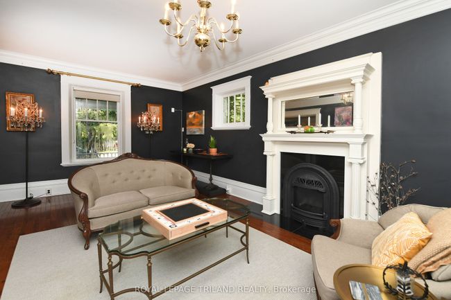 12 Victoria St N, House other with 4 bedrooms, 4 bathrooms and 6 parking in Goderich ON | Image 5