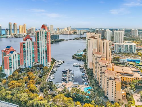 1011-3330 Ne 190th St, Aventura, FL, 33180-2753 | Card Image