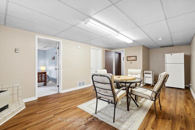 371 4 Th Ave, House other with 4 bedrooms, 2 bathrooms and 6 parking in Hanover ON | Image 23