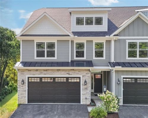 102 Bartlett Ln, Wexford, PA, 15090-7808 | Card Image