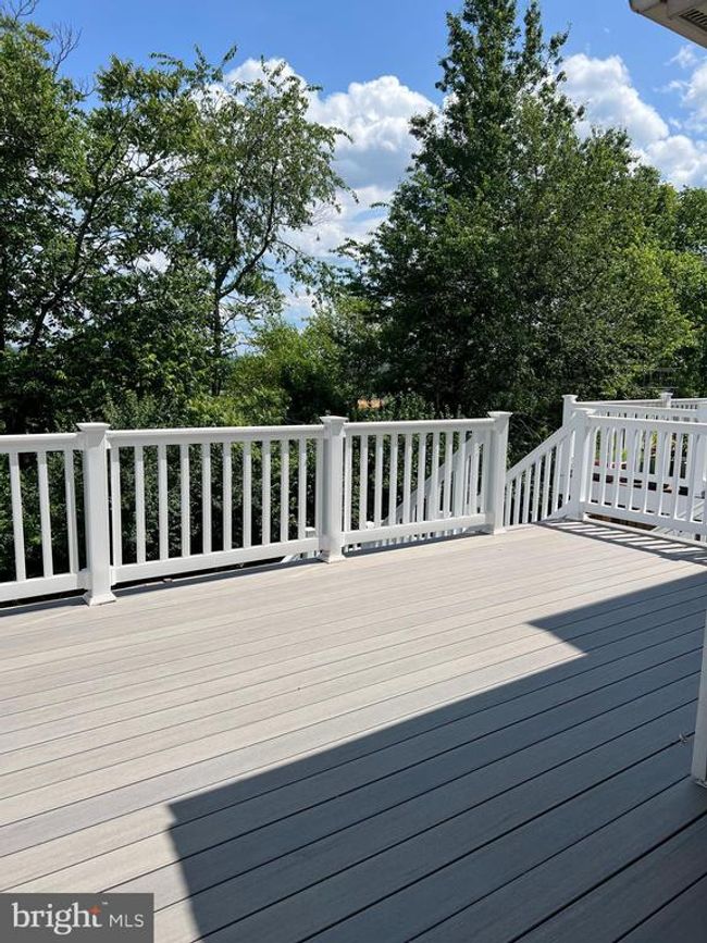 5605 Rivendell Pl, Townhouse with 3 bedrooms, 4 bathrooms and null parking in FREDERICK MD | Image 24
