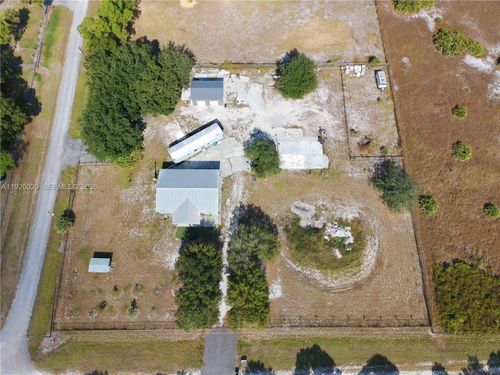 527 Perimeter Rd, Clewiston, FL, 33440-8656 | Card Image