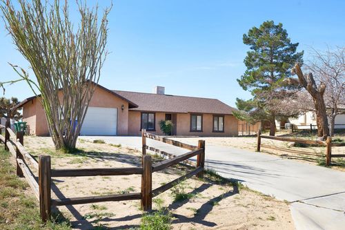 58859 Campero Dr, Yucca Valley, CA, 92284 | Card Image