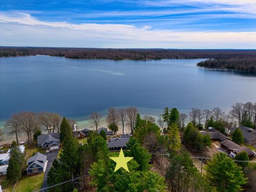 19471 Maple St, Lake Ann, MI, 49650-9302 | Card Image