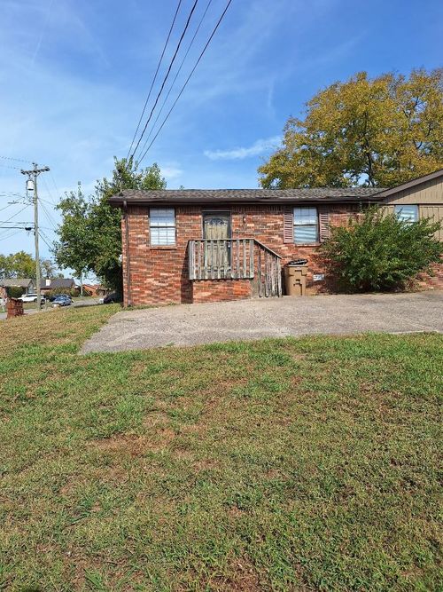 3721 Village Trl, Nashville, TN, 37207 | Card Image